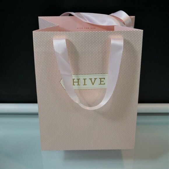 Hive Boutique Store West Palm Beach Florida Totes 4 Paper Gift Bags Rope Handle - Picture 3 of 9